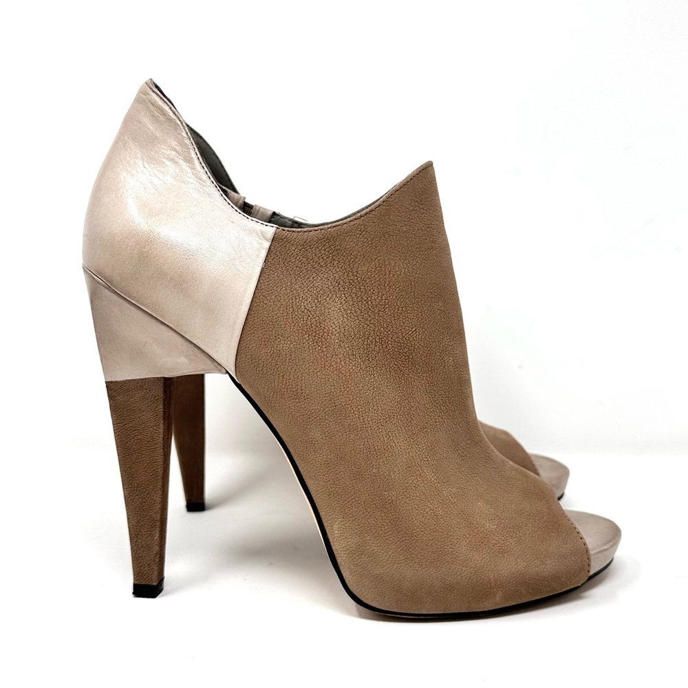 Vince Camuto Brendas Womens Tan Leather Suede High Heel Booties - Picture 8 of 13